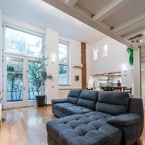 Luxavocadoloft Duomo 10m , Milán Italia